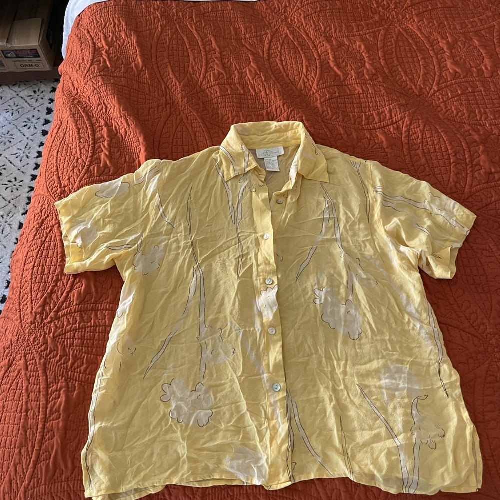 Vintage Silk Yellow Short Sleeve Button-Up Shirt